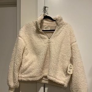 Sherpa Women’s Quarter Zip Sweater